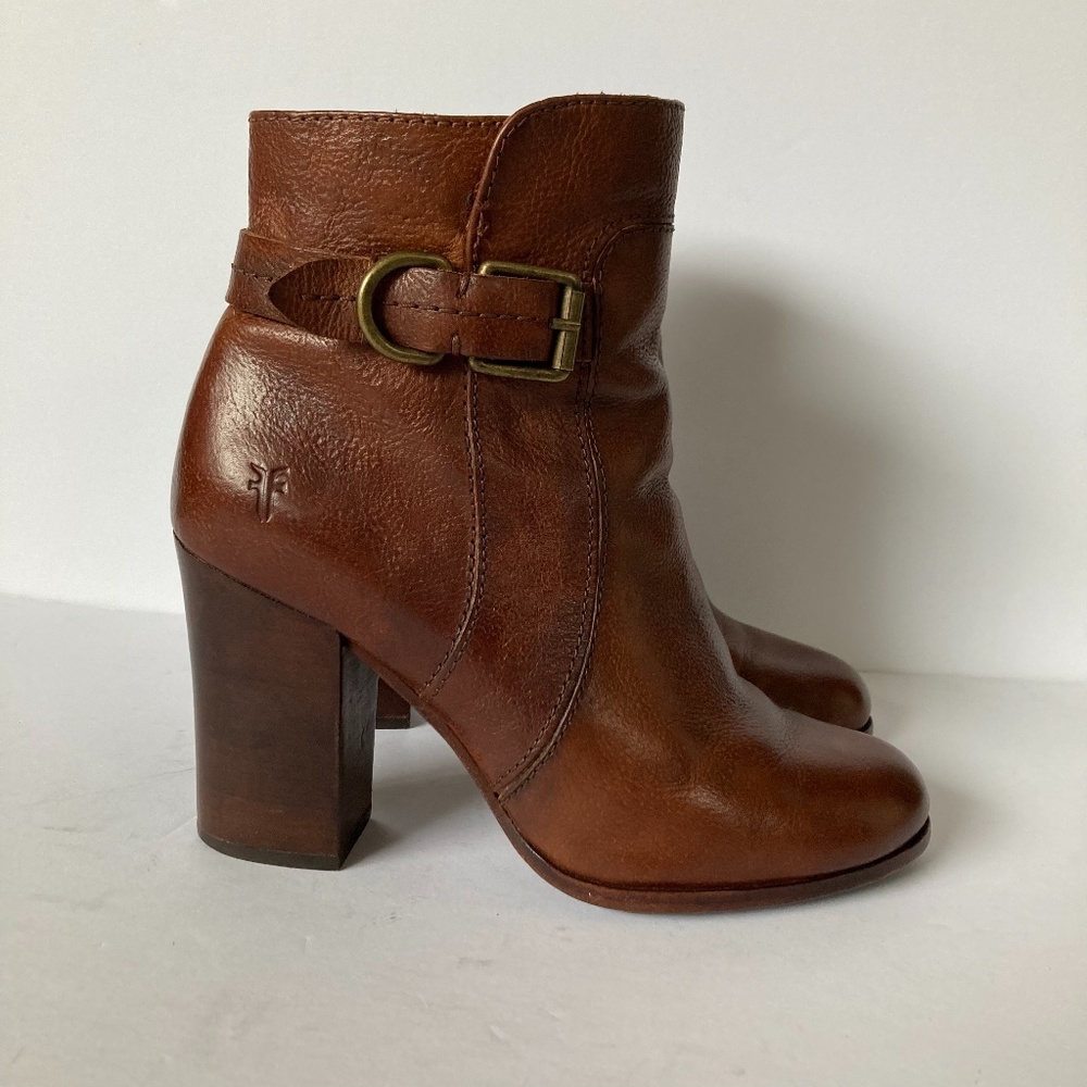 Frye Parker D ring short ankle boots